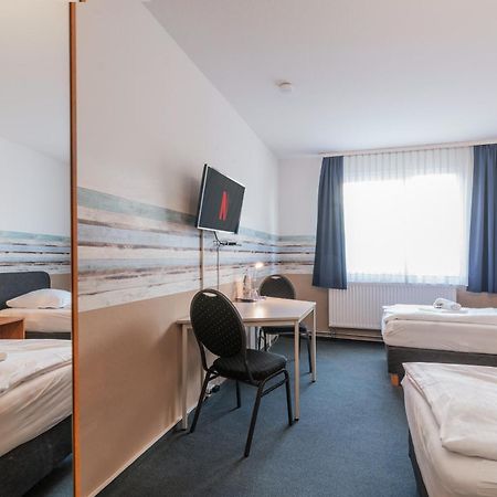 Hotel Cafe Galerie - Smart Tv - Free Parking Гарбсен Экстерьер фото