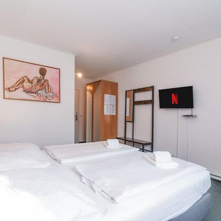 Hotel Cafe Galerie - Smart Tv - Free Parking Гарбсен Экстерьер фото