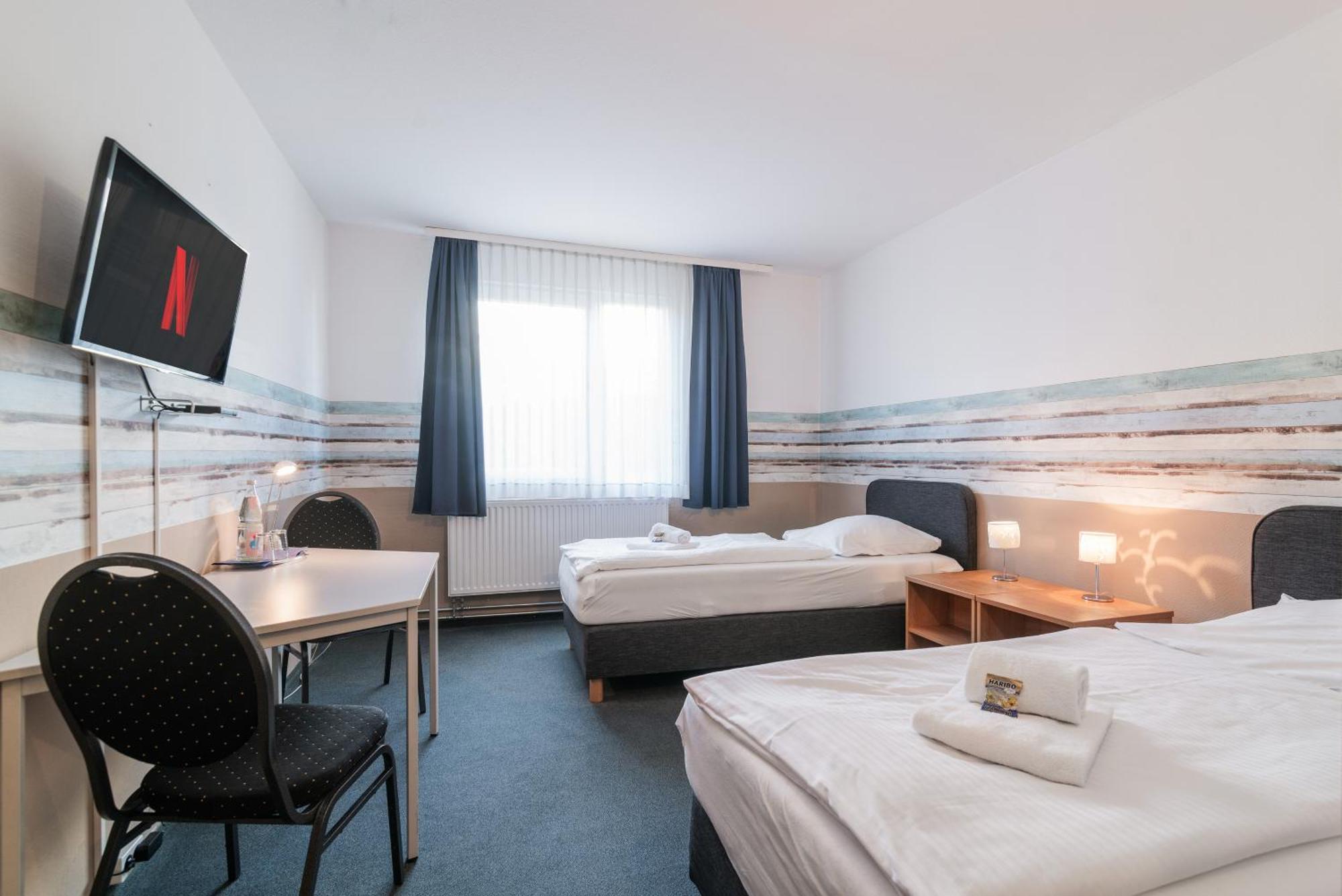 Hotel Cafe Galerie - Smart Tv - Free Parking Гарбсен Экстерьер фото