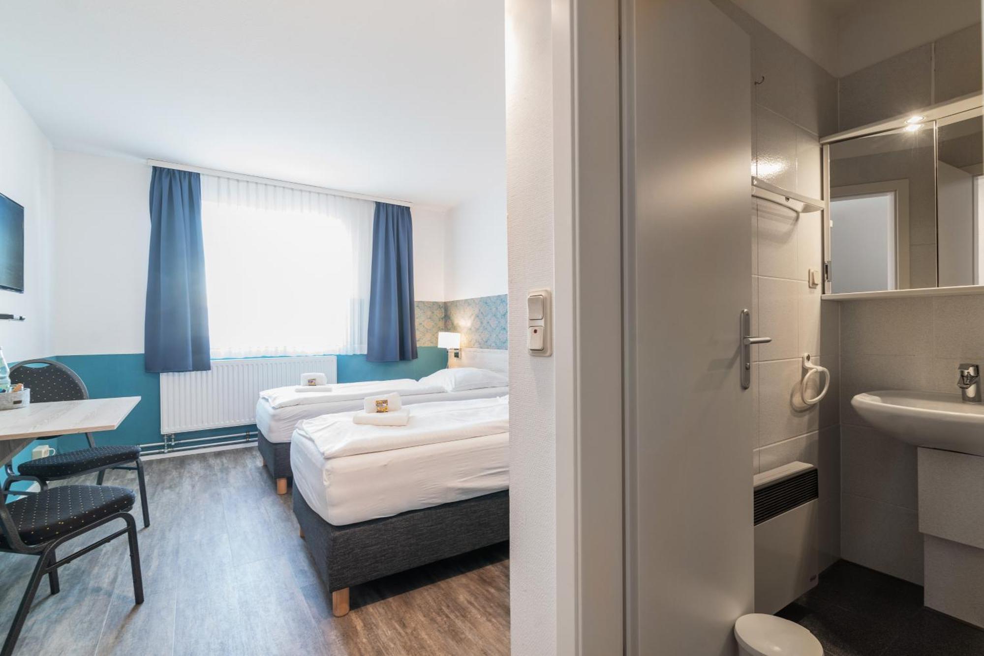 Hotel Cafe Galerie - Smart Tv - Free Parking Гарбсен Экстерьер фото