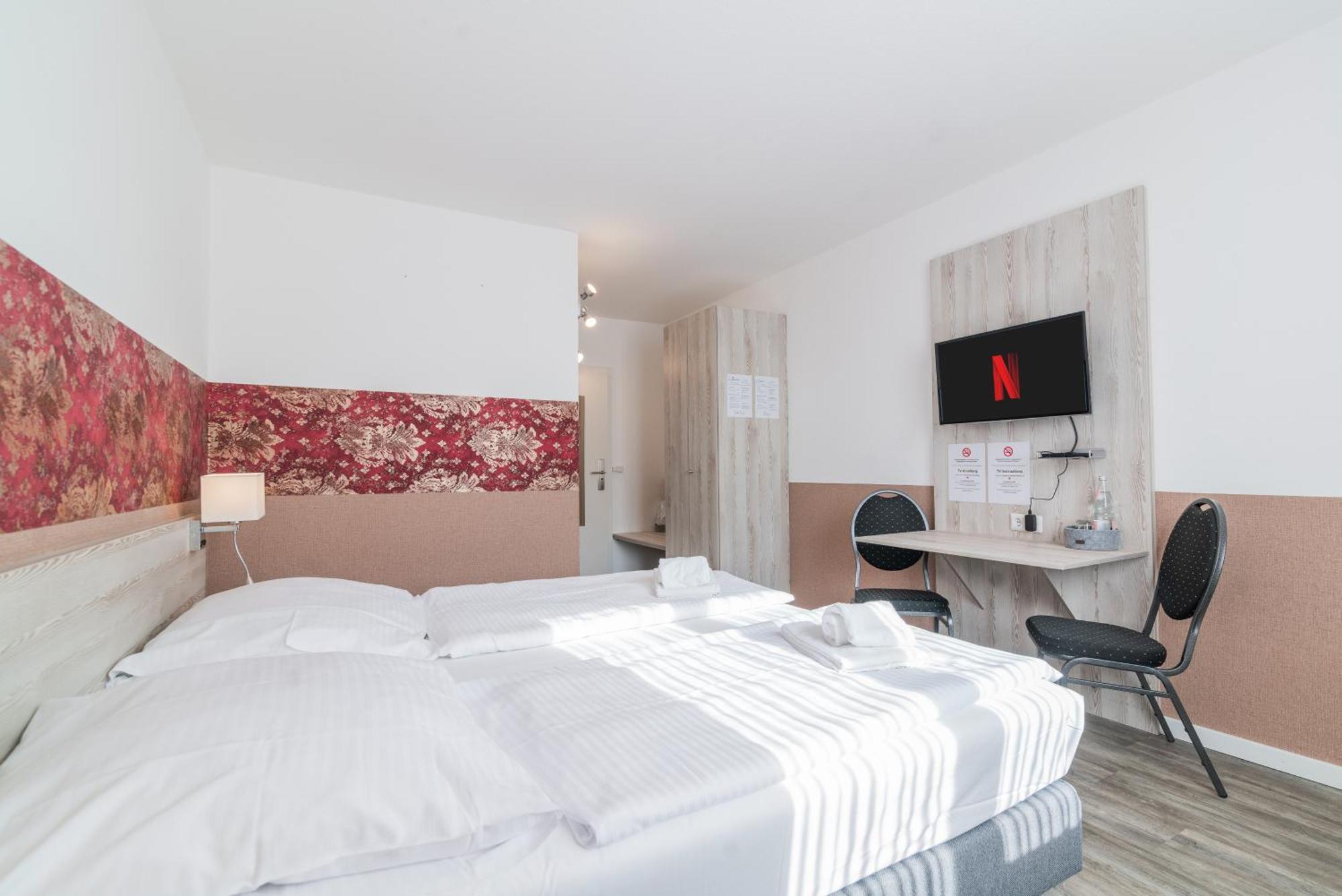 Hotel Cafe Galerie - Smart Tv - Free Parking Гарбсен Экстерьер фото